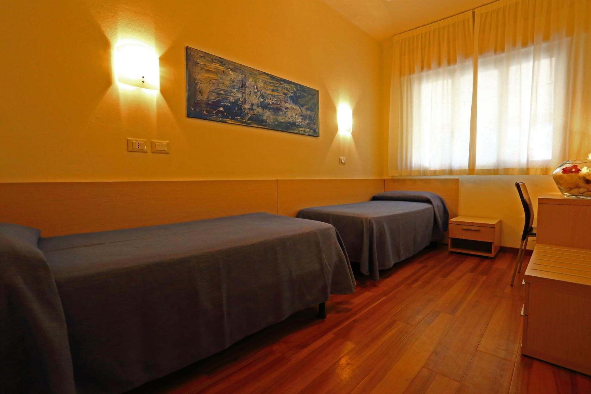 Hotel Castiglione لينانو سابيادورو الغرفة الصورة