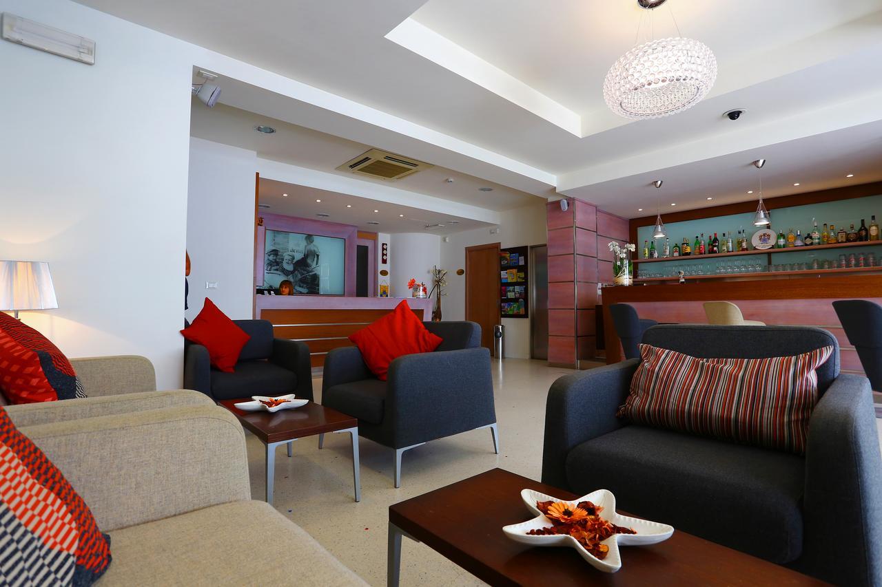 Hotel Castiglione لينانو سابيادورو المظهر الخارجي الصورة