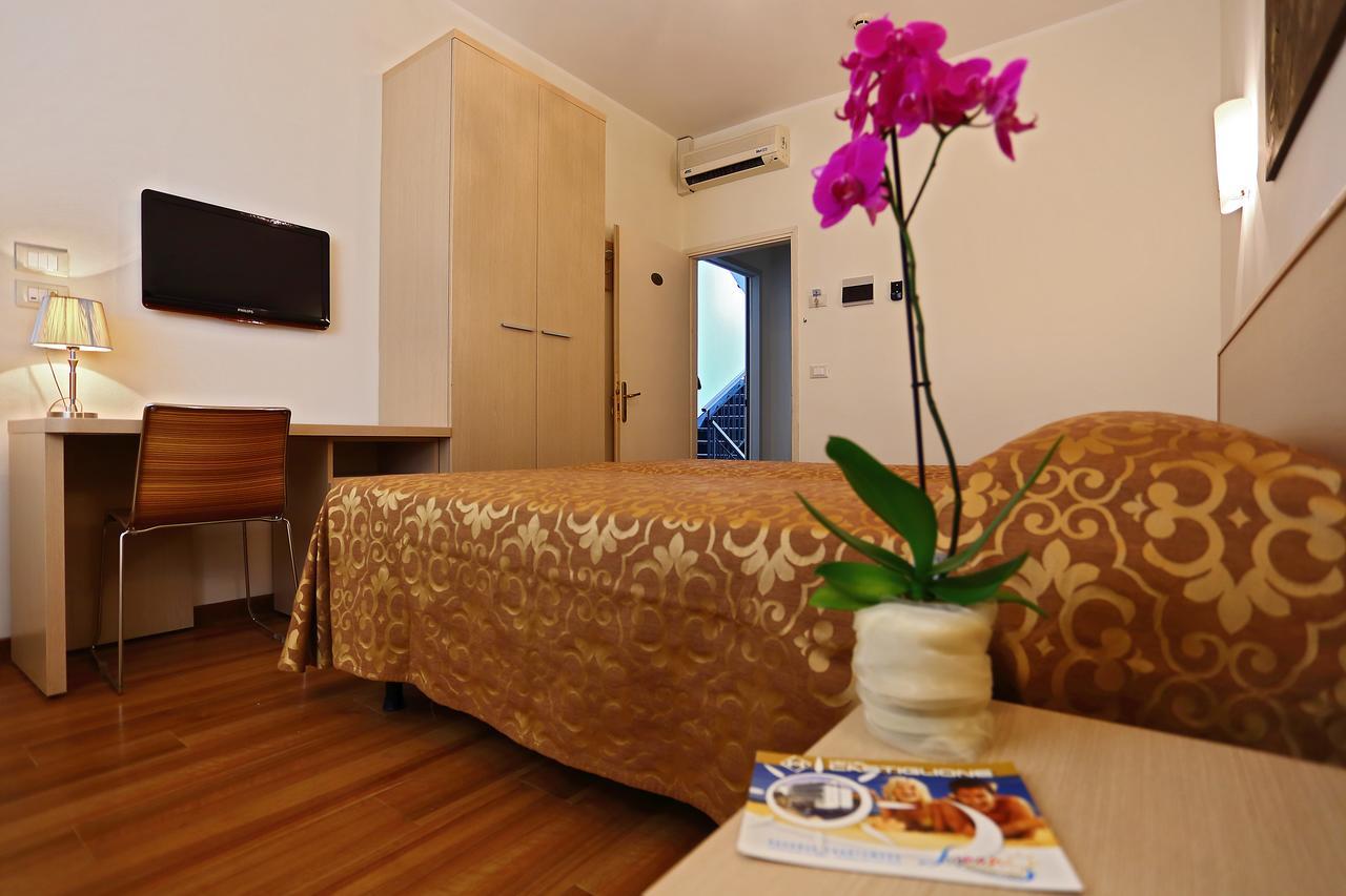 Hotel Castiglione لينانو سابيادورو المظهر الخارجي الصورة