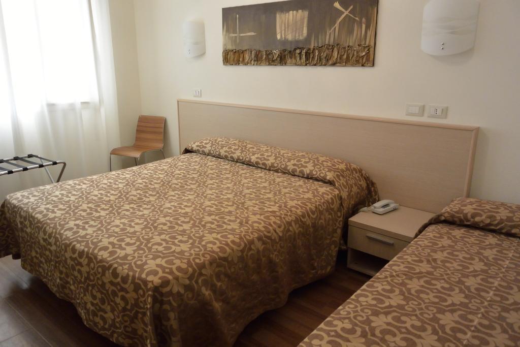 Hotel Castiglione لينانو سابيادورو المظهر الخارجي الصورة